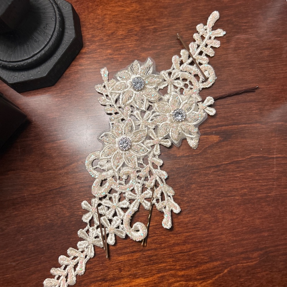 Weissman- Sequin Scroll - Picture 4 of 4